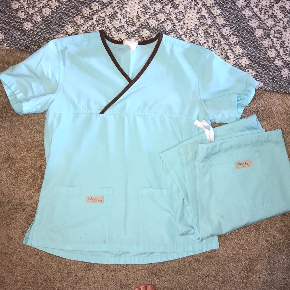 Urbane Scrub Set